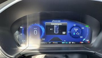 Fahrzeugabbildung Ford Kuga Plug-In Hybrid Cool & Connect