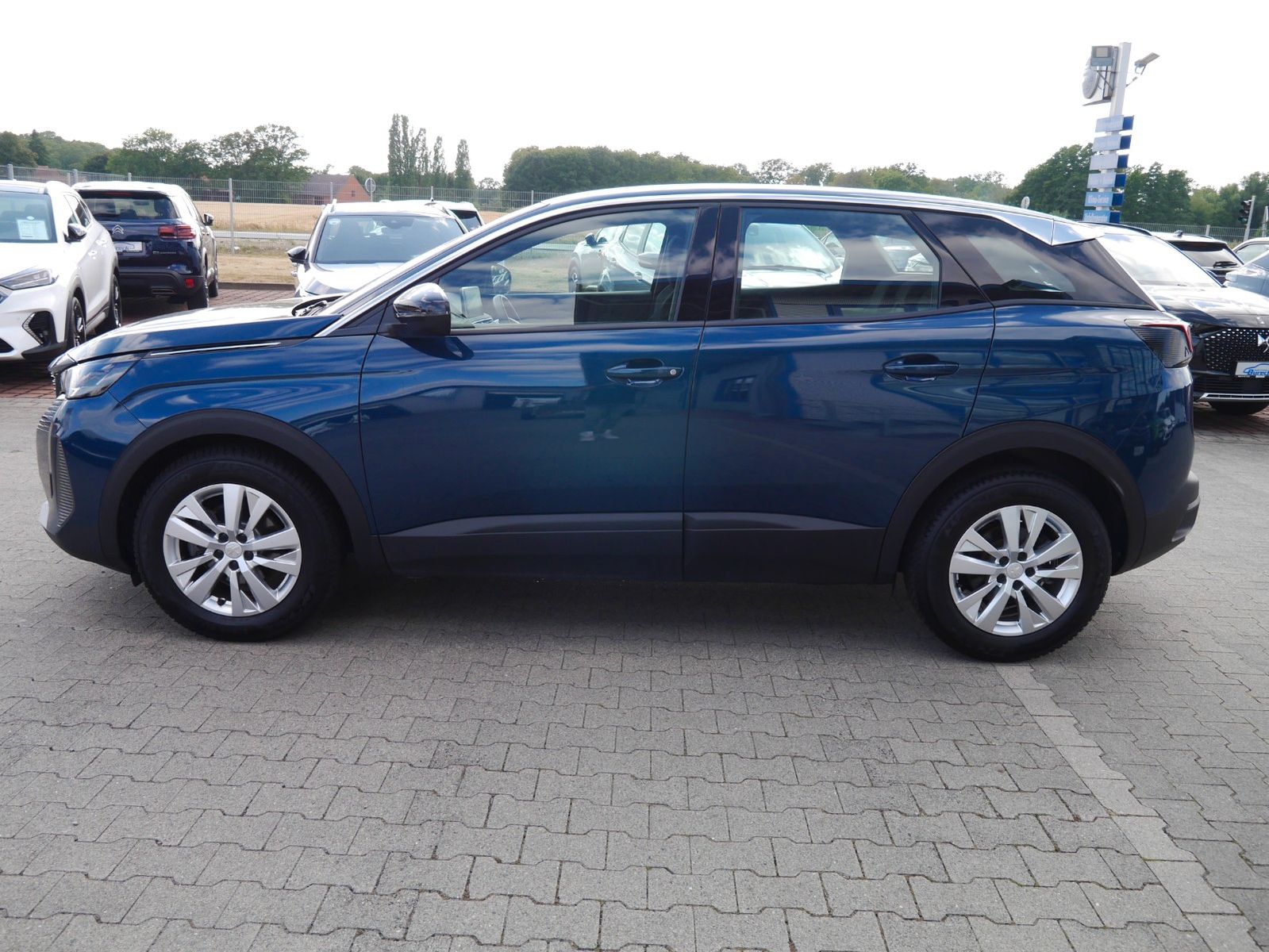 Peugeot 3008 PureTech 130 APP-Navi/LED/SHZ/Kamera imagem 3