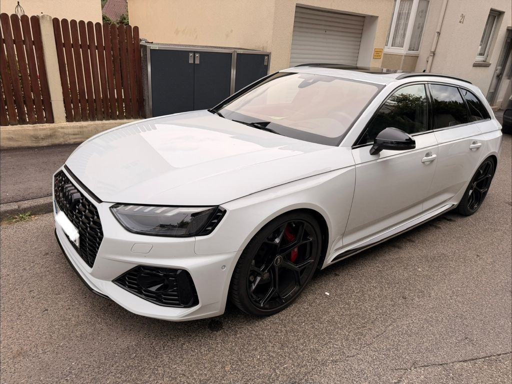 Image of Audi RS4