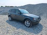 BMW X3 E83 3.0i XDrive Panorama Allrad Aut... - BMW X3 aus 2005: 0i