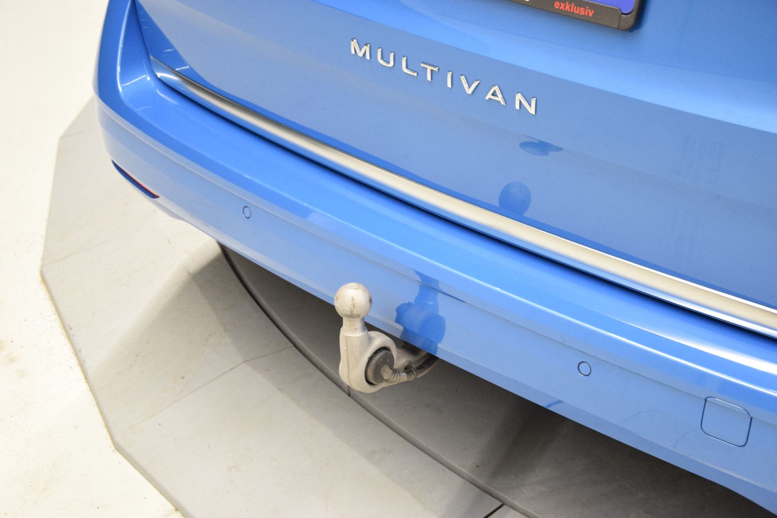 Fahrzeugabbildung Volkswagen T7 Multivan Style DSG Pano vis-a-vis Matrix AHK