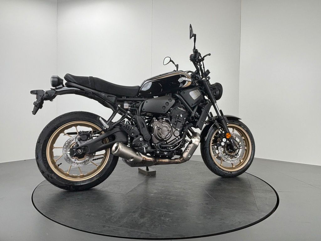 Fahrzeugabbildung Yamaha XSR 700 *TAGESZULASSUNG MJ24