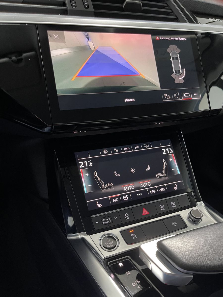 Fahrzeugabbildung Audi e-tron Sportback 55 Quattro*AHK*LED*Cam*