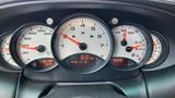 Porsche PORSCHE EXKLUSIV ABTEILUNG 996 Carrera Cabriolet - Porsche mit Benzin-Antrieb: Orange