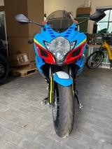 Suzuki GSX-R K7 - SUZUKI GSX R K7