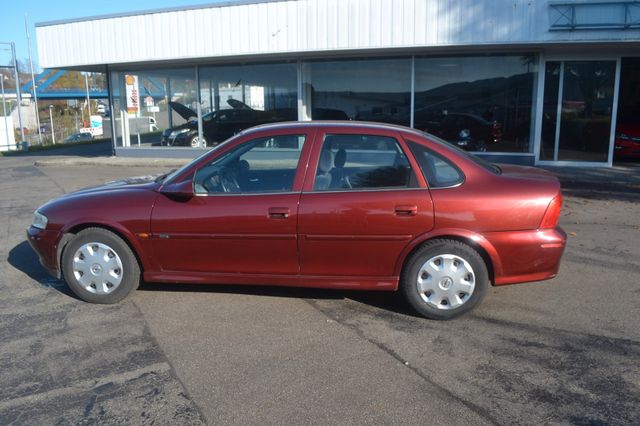 Opel Vectra 1.8 16V Comfort