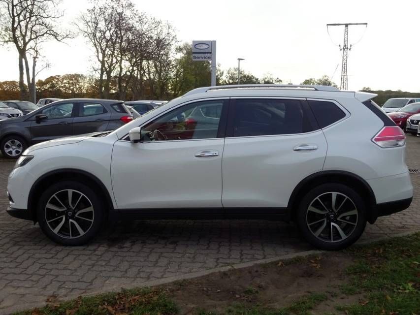 Fahrzeugabbildung Nissan X-Trail 1.6 DIG-T Tekna Leder