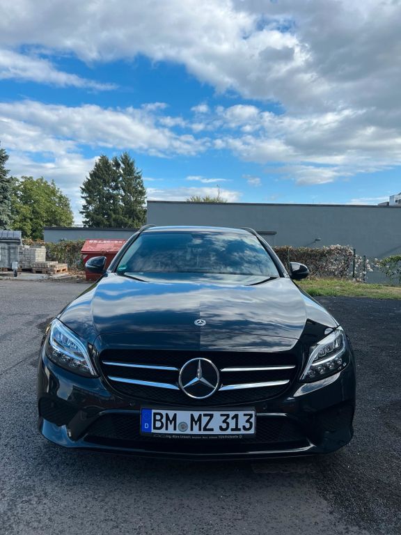 Image of Mercedes-Benz C 200