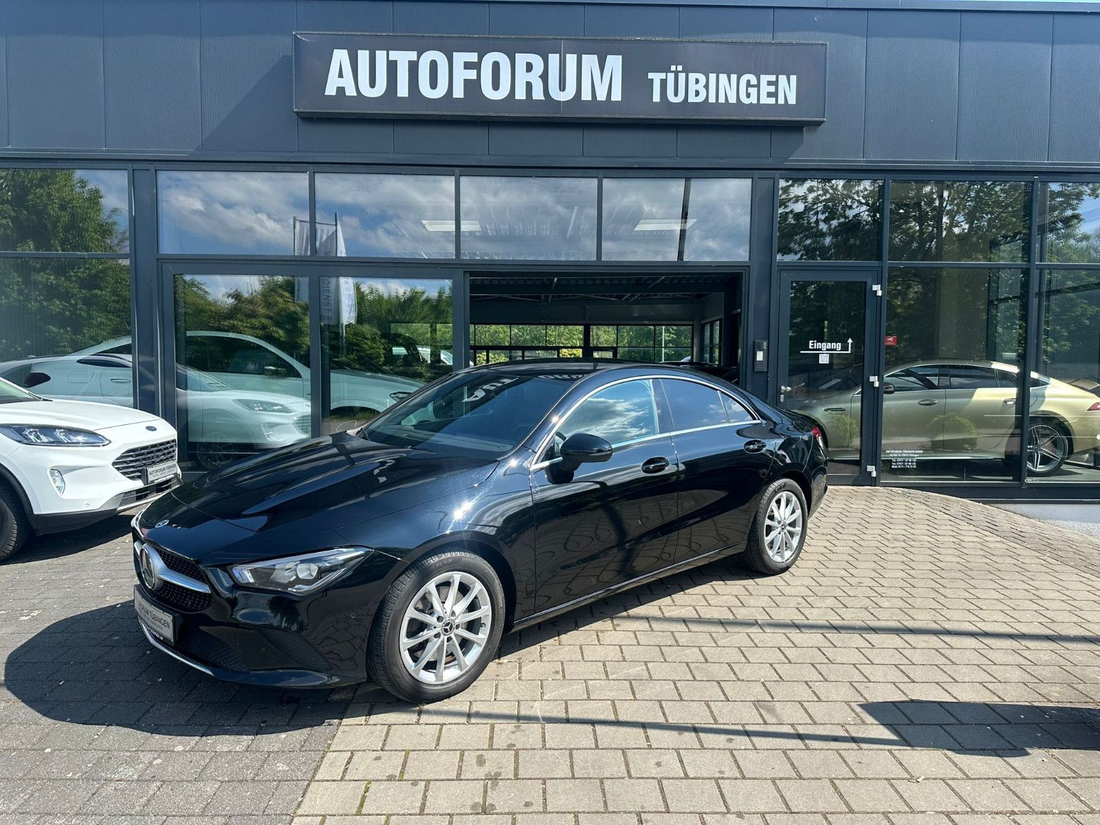 Fahrzeugabbildung Mercedes-Benz CLA 220 d DCT *Progressive*KAMERA*AMBILIGHT