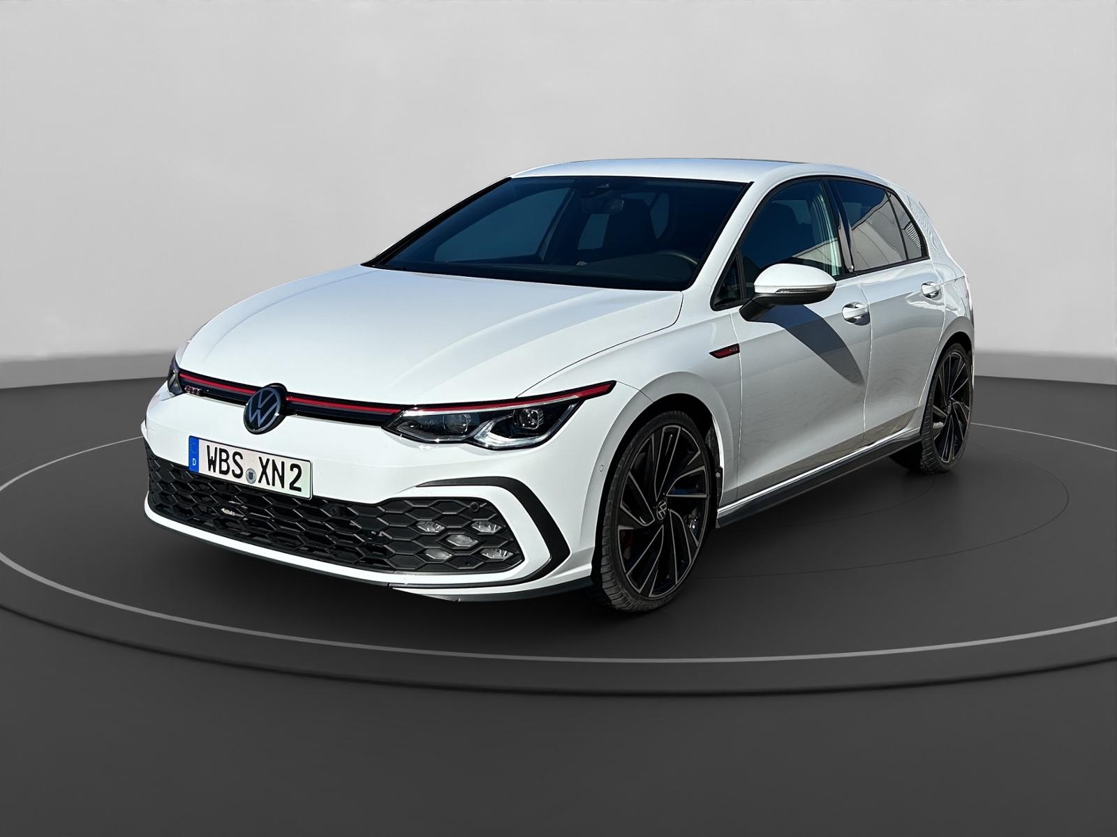 Volkswagen Golf VIII GTI 2.0 TSI +DSG+DCC+MATRIX+