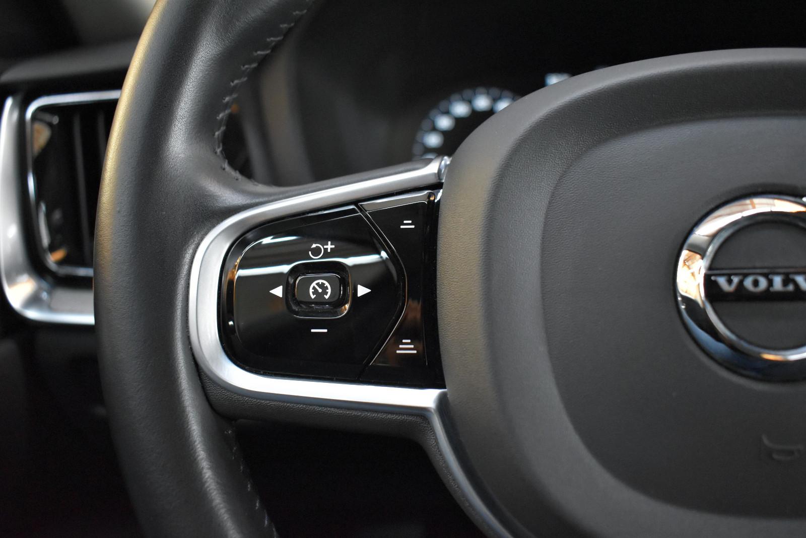 Volvo V60 Kombi Inscription+Kamera+Tempomat+LED+Keyles