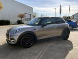 MINI Cooper Steptr. LED NAV KAM PDC PANO  eGSD TEMP - silberne MINI MINI