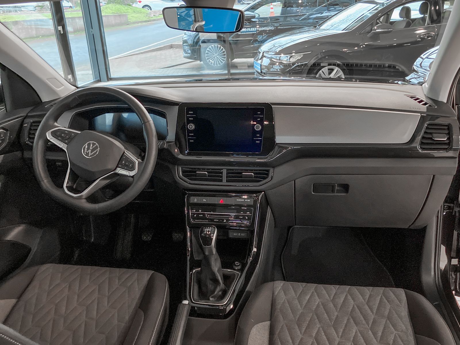 Volkswagen T-Cross - Bild 10