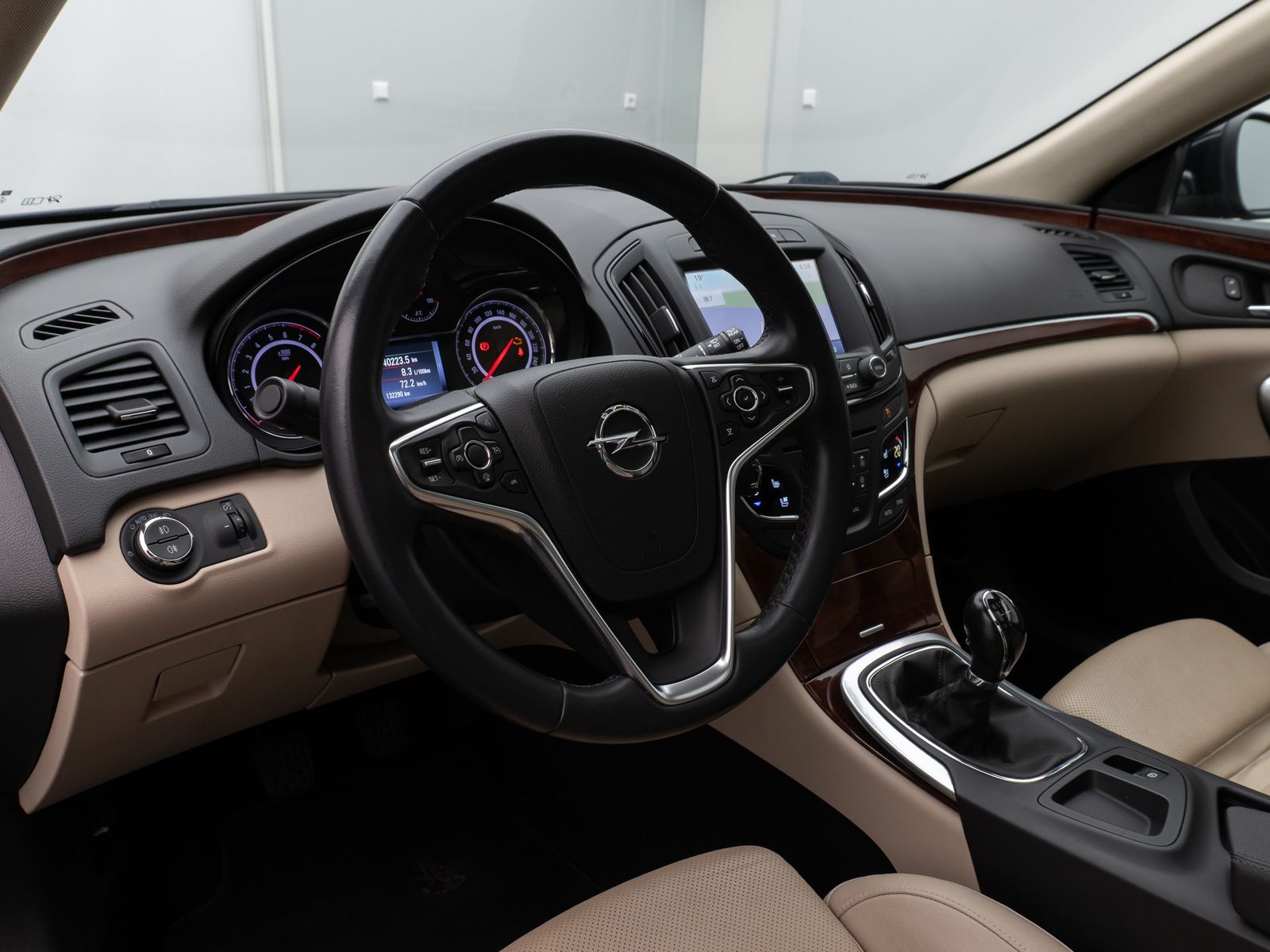 Fahrzeugabbildung Opel Insignia A Sports Innovation Panorama Kamera AHK