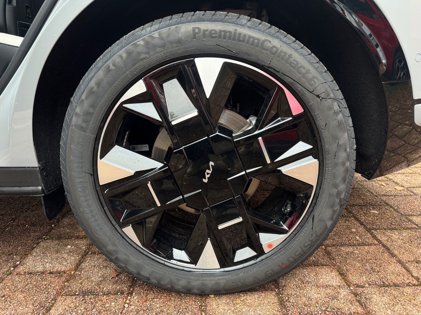 Fahrzeugabbildung Kia SPORTAGE 180PS AWD DCT GTL DRI GD SOUND