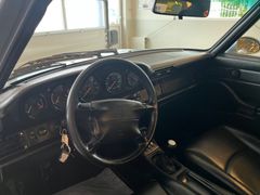 PORSCHE 911 993 Carrera 4 Coupé H-Kennzeichen
