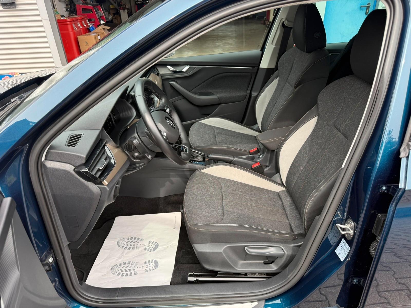 Skoda Kamiq Style VIRTUAL KLIMA ALU PDC KAMERA AHK FSE, миниатюра 10