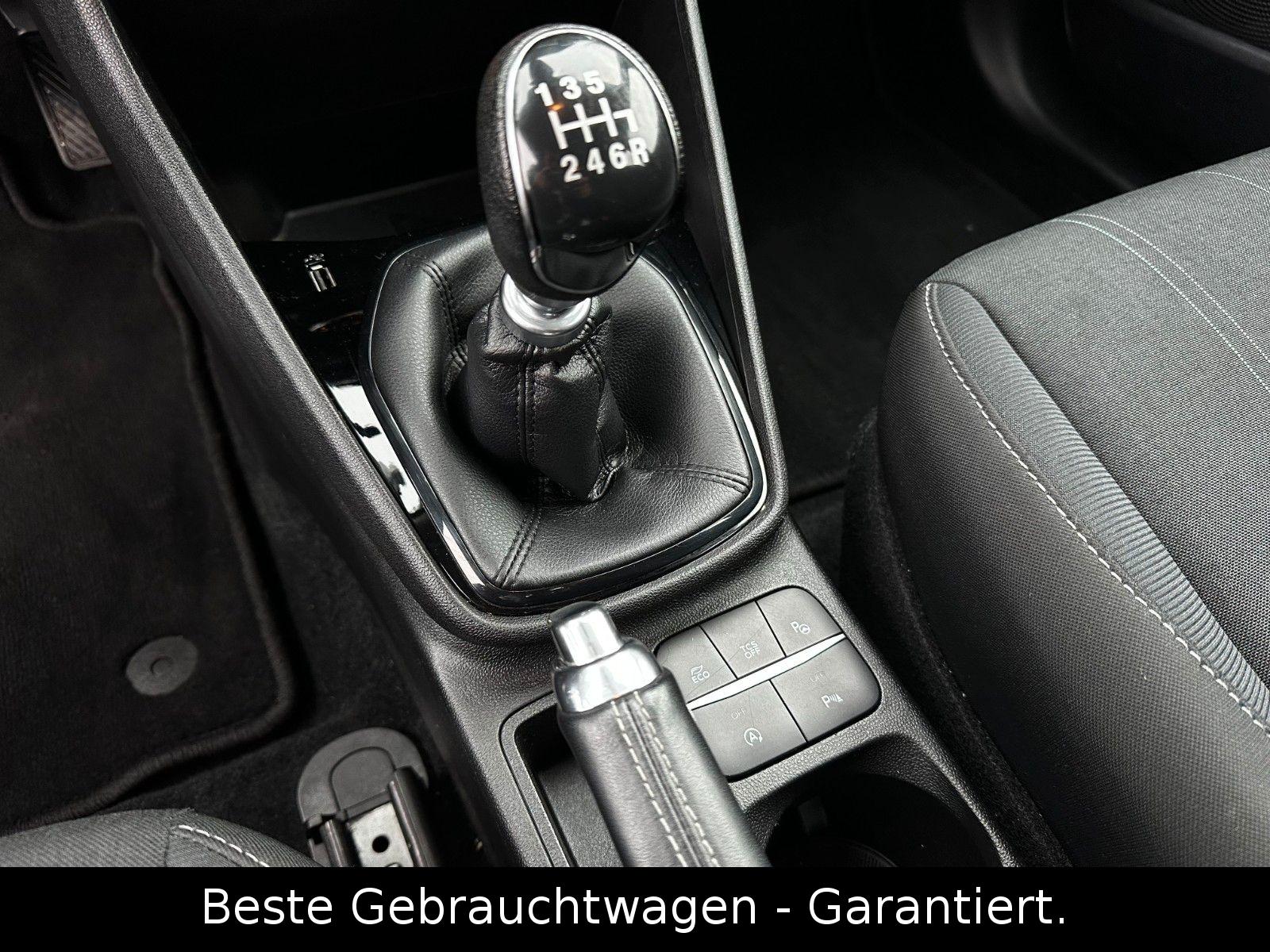 Ford Fiesta 1,0 EcoBoost COOL & CONNECT * NAVI * TOP