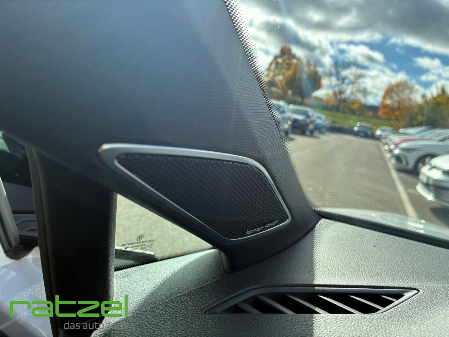 Fahrzeugabbildung Volkswagen Golf GTI 2.0 TSI Clubsport Pano RFK Har/Kar Akra