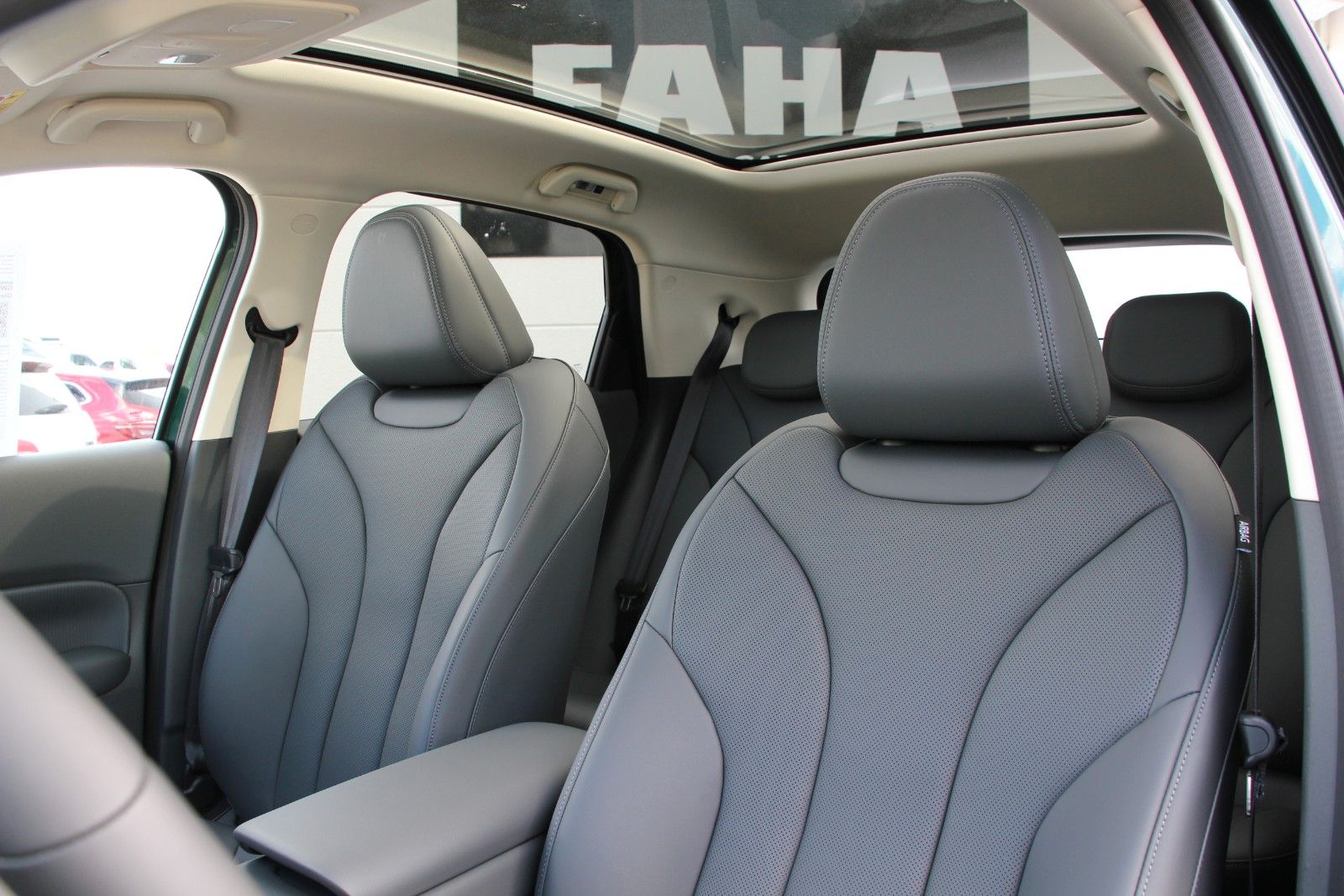 Fahrzeugabbildung GWM ORA 5 SUV Hybrid Luxury Panorama-Glasdach