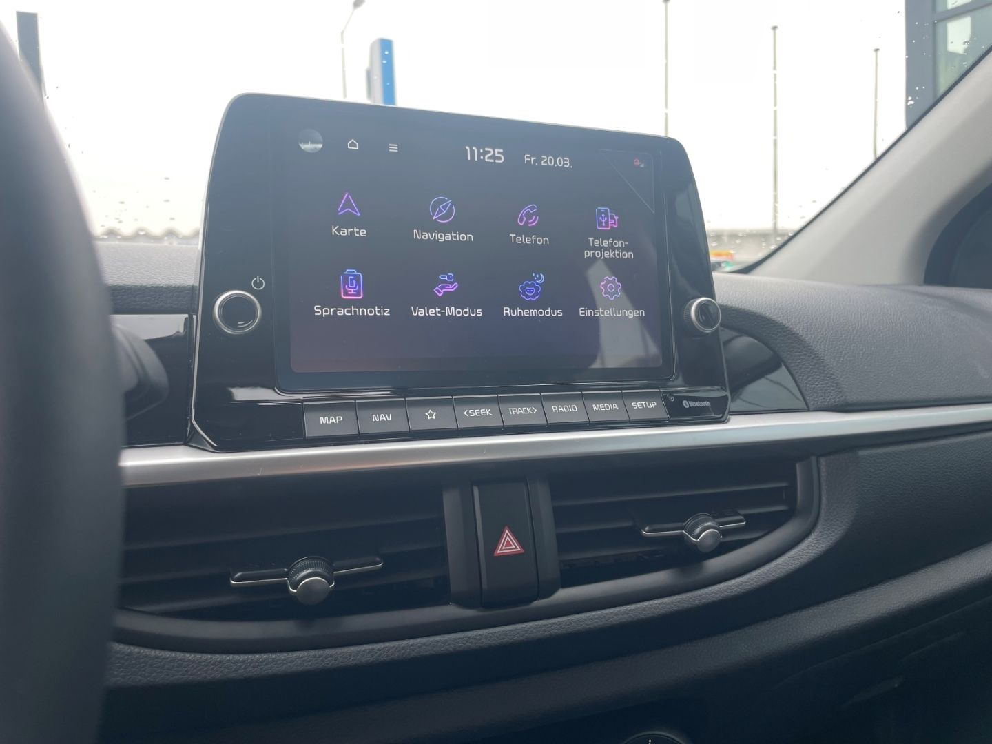 Fahrzeugabbildung Kia Picanto Vision Kamera PDC DAB Navi Verkehrszeich