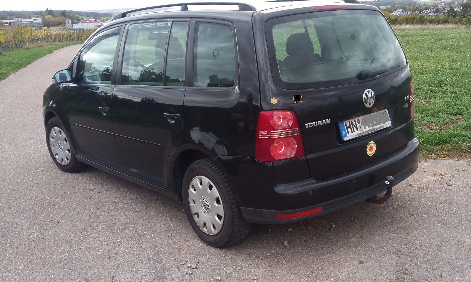 Volkswagen Touran 2007 — rear view