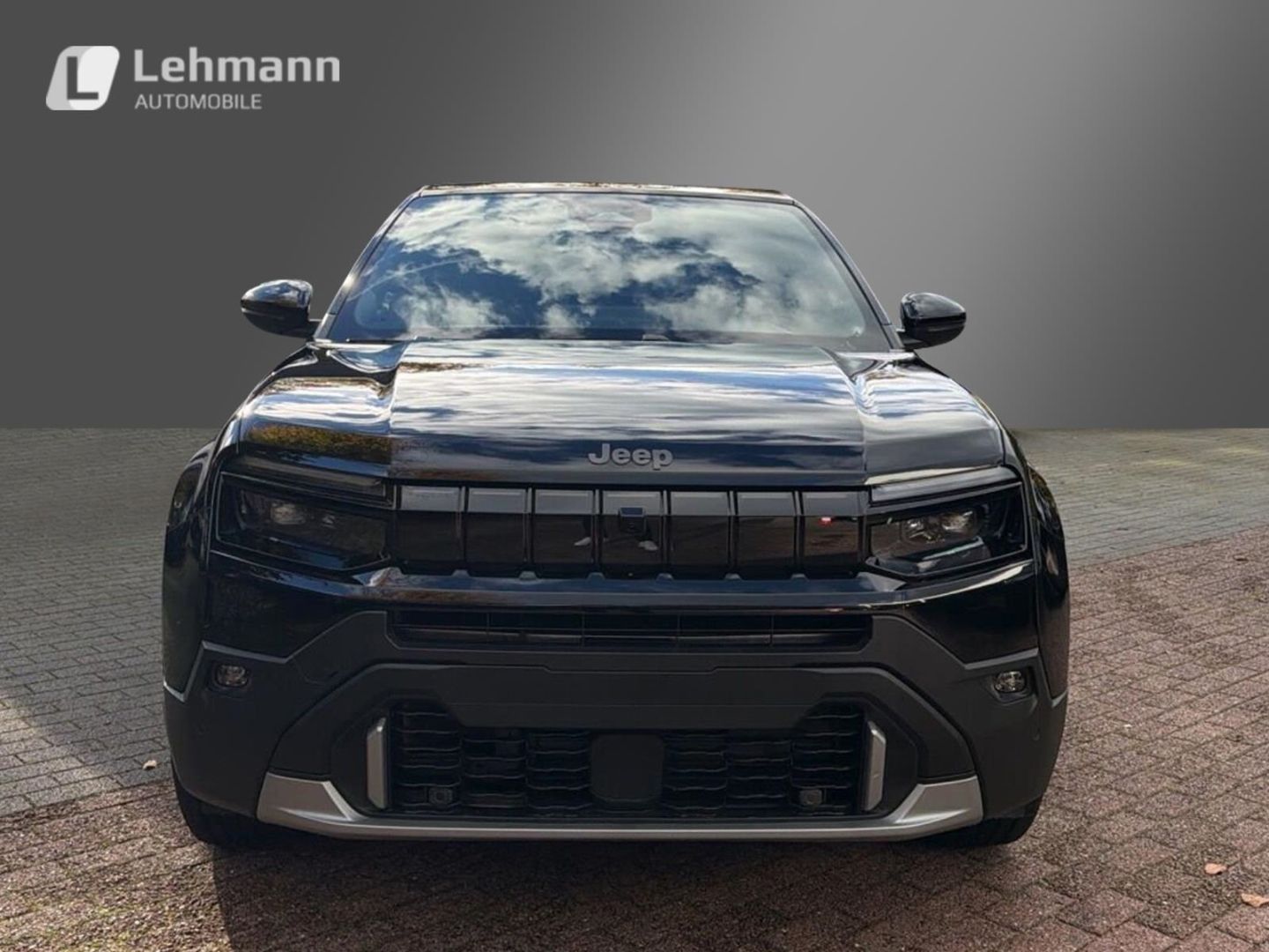 Fahrzeugabbildung Jeep Avenger Summit Elektro Leder Panoramadach MY2027