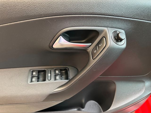 Volkswagen Polo V Match *2. Hand*Scheckheft*Klima*PDC*SHZ*