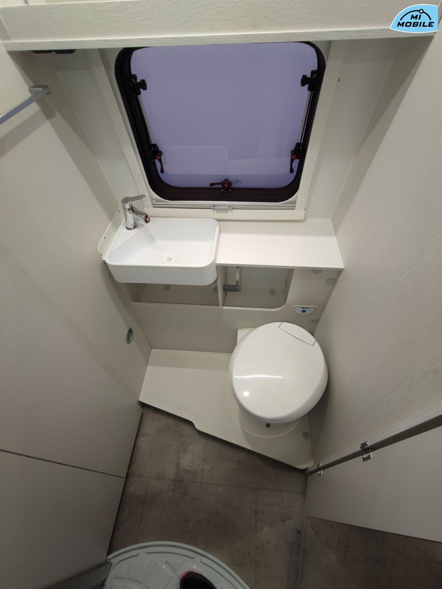 Fahrzeugabbildung Karmann Davis 595 TS *SCHAUSONNTAG 11-16UHR*