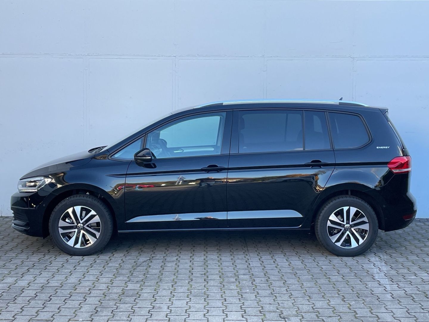 Touran ENERGY 1.5TSI DSG AHK/Kamera/ACC/Navi/LED