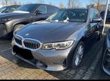 BMW 3 Touring 330 d xDrive Sport Line/PANO/RCAM/LED - BMW 330: Kombi, 330d Xdrive