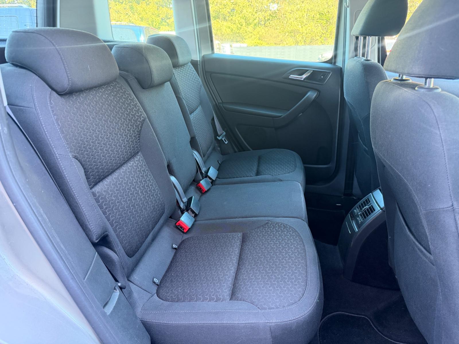 SKODA Yeti 2.0 TDI 140ch - ELEGANCE - 4X4 - GPS - ATTELAGE - BVM - VOLANT EN CUIR
