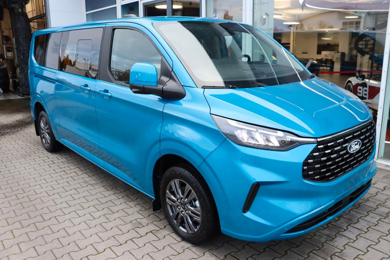 Ford Tourneo Custom 2.0 EcoBlue Titanium 320/L2