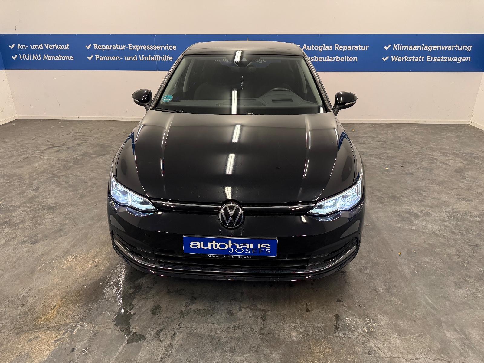 Volkswagen Golf VIII Lim. Active 2.0 TDI HUD ACC AHK Matrix