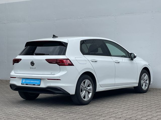 Golf VIII 1.5 eTSI DSG Life Kamera/ACC/App-Con.