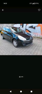 Renault Clio 75 PS 62.000 km mit Standheizung - Renault Alaskan in Berlin