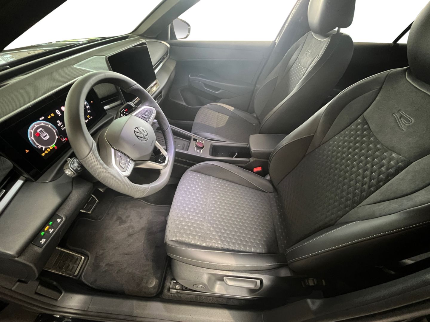 Volkswagen T-Roc - Bild 9