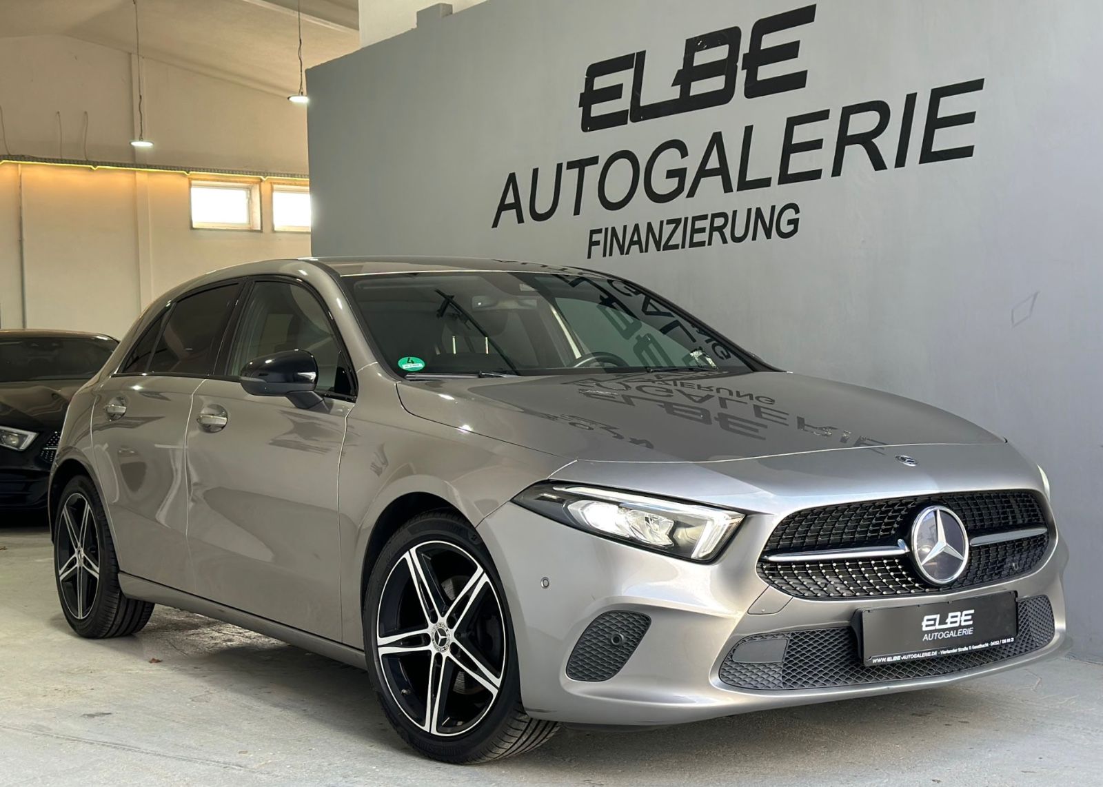 MERCEDES-BENZ A 200 d 8G-DCT Progressive Kamera Leder Anhänger