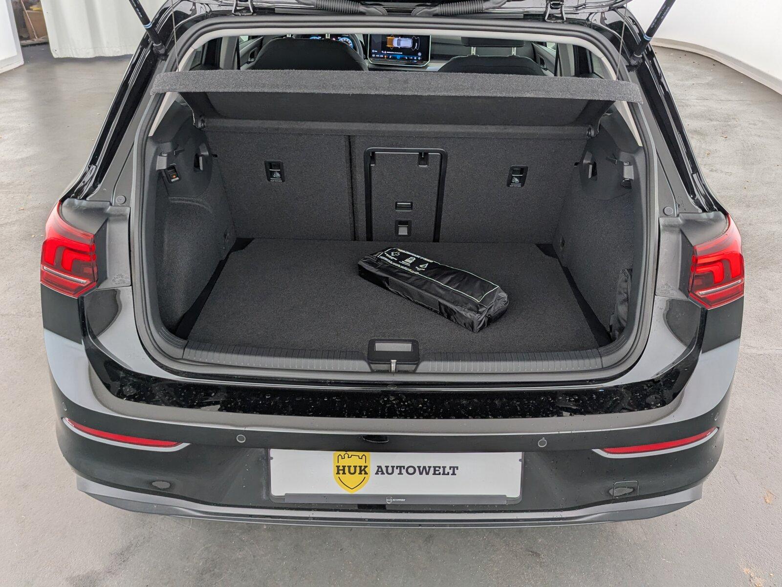 Volkswagen Golf VIII 1.5 TSI Life NAVI+AHK+ACC+SHZ+PDC+, миниатюра 9