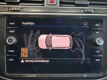 MYAUTOCENTER – Gebraucht- und Jahreswagen mit Werkstattservice in Pfaffenhofen Volkswagen Tiguan *1.HAND*MEMORY*ACC*LED*CARPLAY*3-ZONEN*