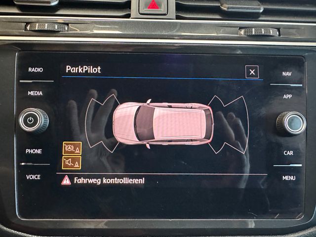 MYAUTOCENTER – Gebraucht- und Jahreswagen mit Werkstattservice in Pfaffenhofen Volkswagen Tiguan *1.HAND*MEMORY*ACC*LED*CARPLAY*3-ZONEN*