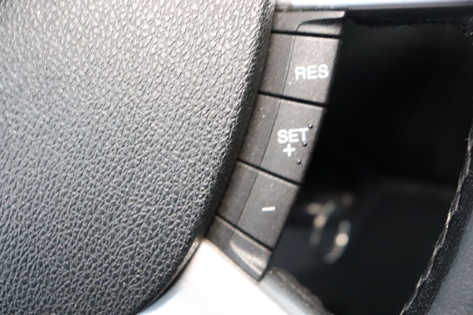 Fahrzeugabbildung Ford Focus 1.6 Ambiente HU/AU 05.26