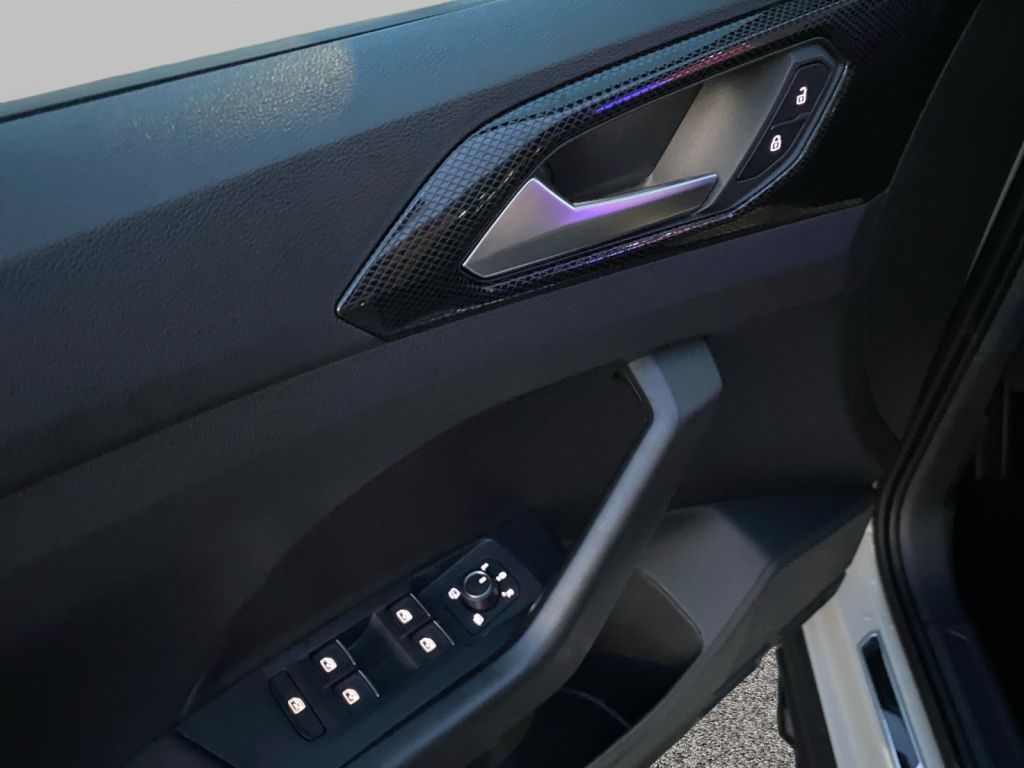 Fahrzeugabbildung Volkswagen T-Cross 1.0 TSI DSG Goal Anschlußgarantie