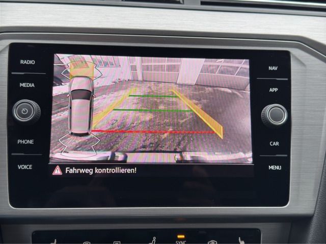 Volkswagen Passat Variant - Bild 17