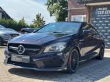 Mercedes-Benz CLA 45 AMG 4Matic Pano H&K Perf-Sitze Carbon - Mercedes-Benz CLA 45 AMG: Sportwagen