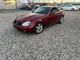 Mercedes-Benz SLK 200 - Mercedes-Benz SLK 200: Rot, Leder