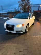Audi A3 8P TDI DSG S-Line - Audi A3 aus 2006: Line
