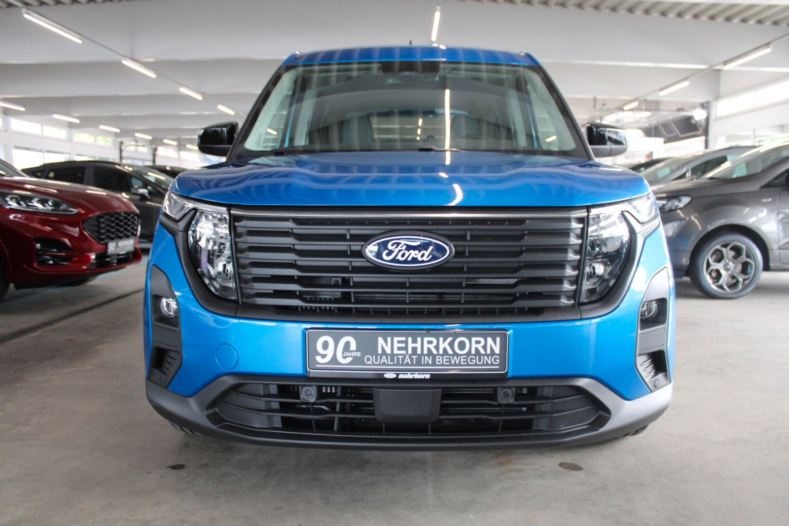 Fahrzeugabbildung Ford Tourneo Courier Titanium Automatik FahrerAssPak
