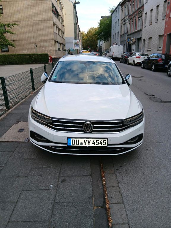 Image of Volkswagen Passat Variant