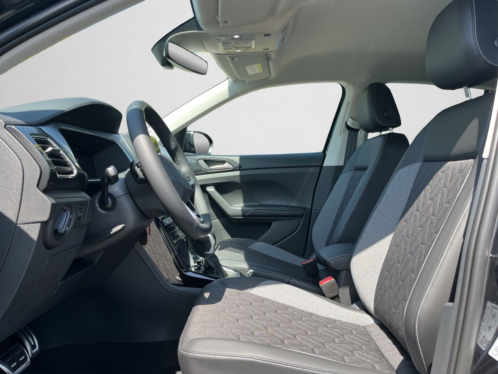 Volkswagen T-Cross - Bild 13